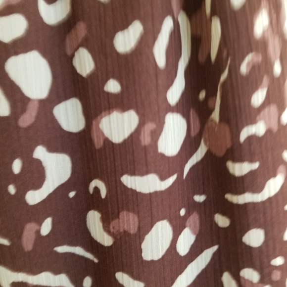 Flutter sleeves tie dress - Picture 3 of 3